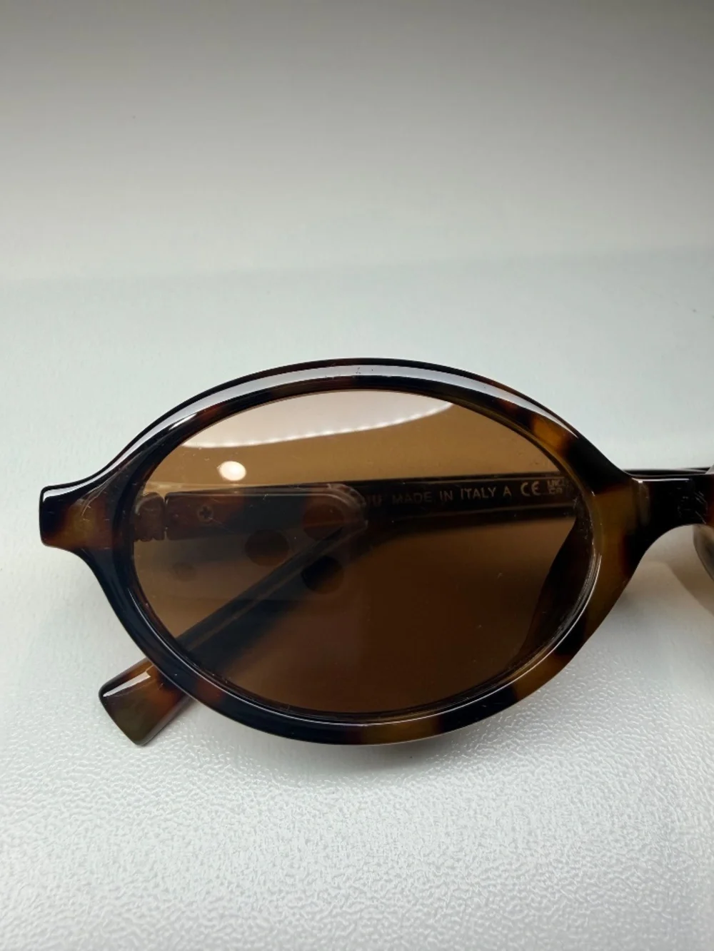 Miu Miu SMU 04Z Tortoiseshell Oval Sunglasses 50-18-140